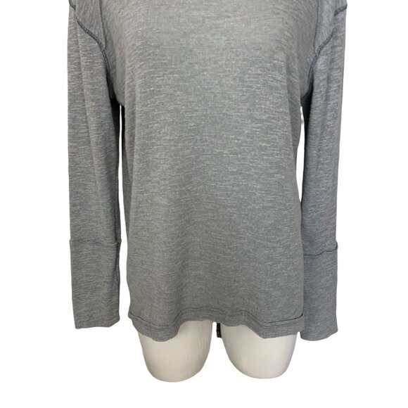 Free People We The Free Long Sleeve Turtle Top L Gray Split Back Turtleneck - Picture 9 of 12